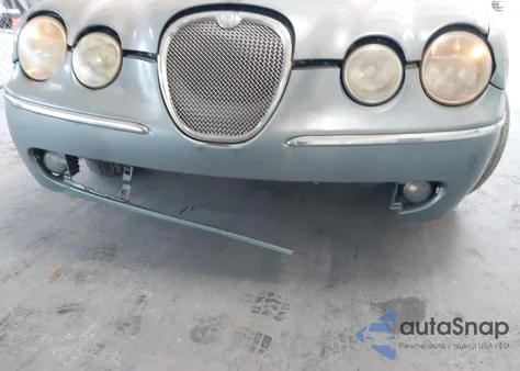 2006 Jaguar S-Type 3.0L V6 from USA, damaged, VIN SAJWA01A96FN57737